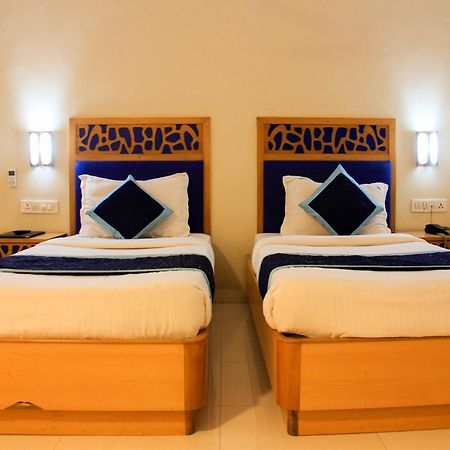 The Ambassador Hotel بونة المظهر الخارجي الصورة