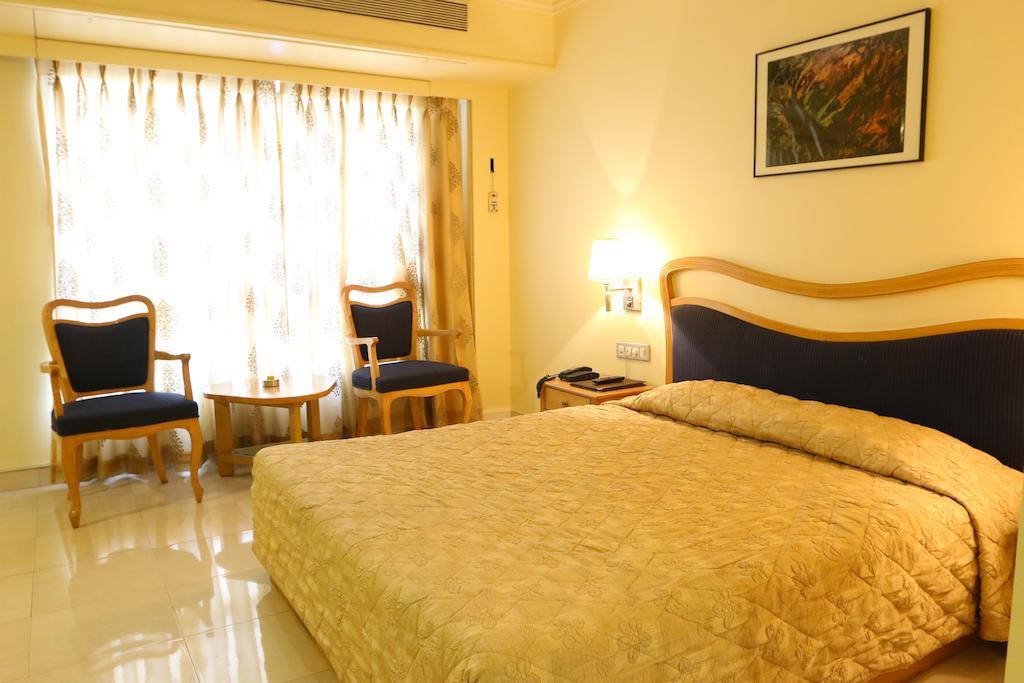The Ambassador Hotel بونة الغرفة الصورة