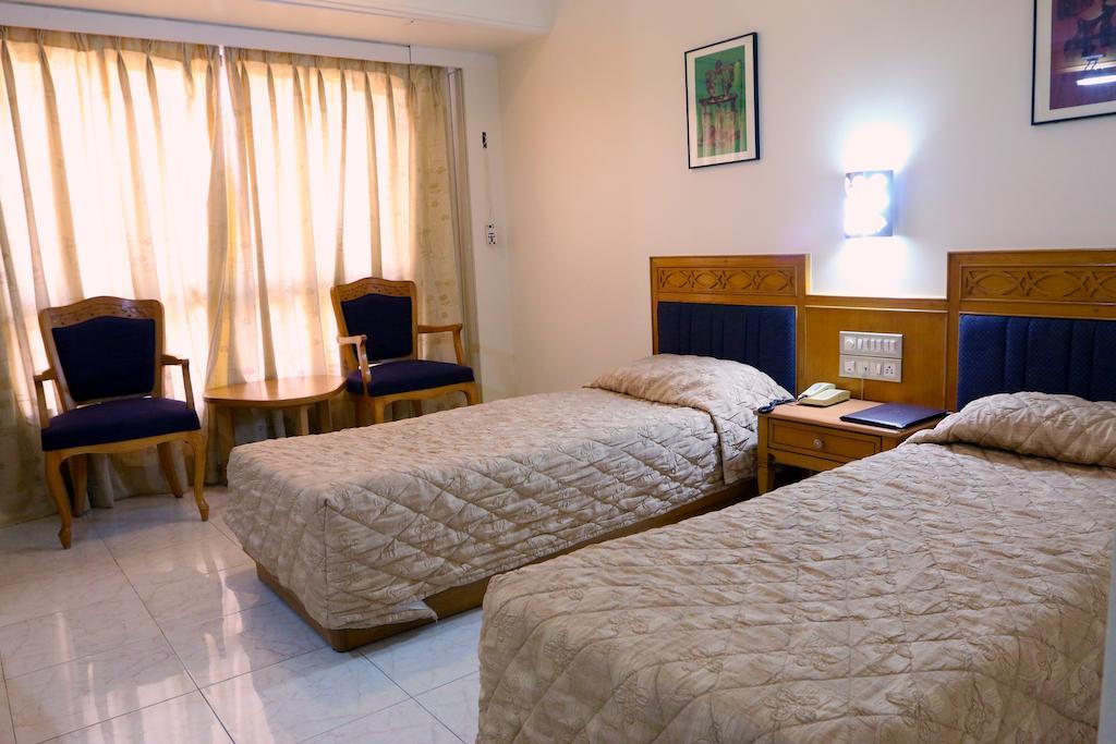 The Ambassador Hotel بونة الغرفة الصورة